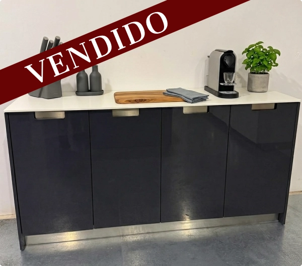 mostrador Mod. nasa vendido